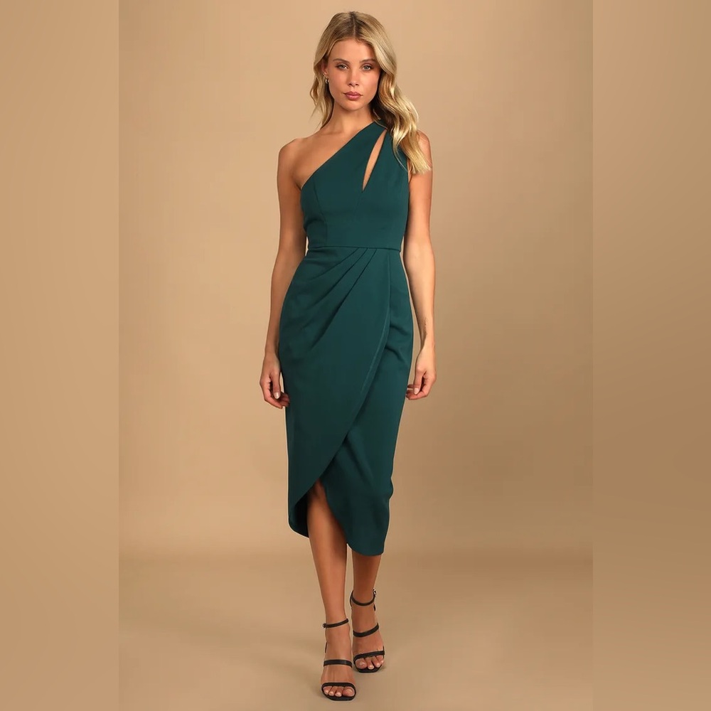 Lulu’s one shoulder dress